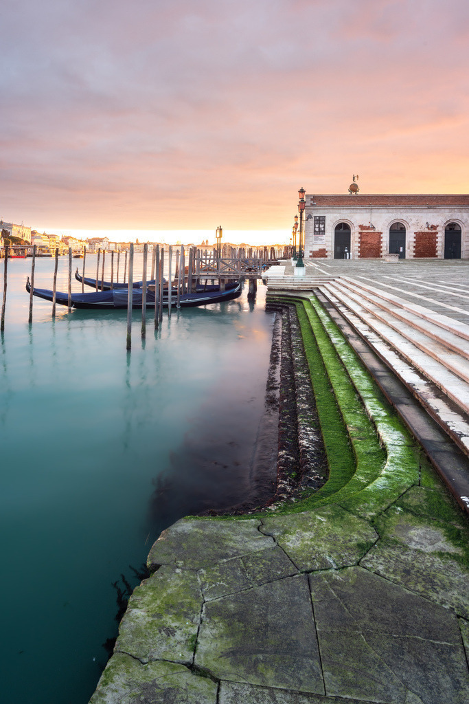 Roman-Huditsch-Fotografie_080 | Exklusiver Webshop für hochwertige Landschaftsfotos aus Kärnten, Österreich und der ganzen Welt.
Landschaftsfotos auf Leinwand, Acrylglas, Aludibond
Wandbilder online kaufen, fürs Zuhause oder als Geschenk zum Geburtstag, Weihnachten und mehr - Realisiert mit Pictrs.com