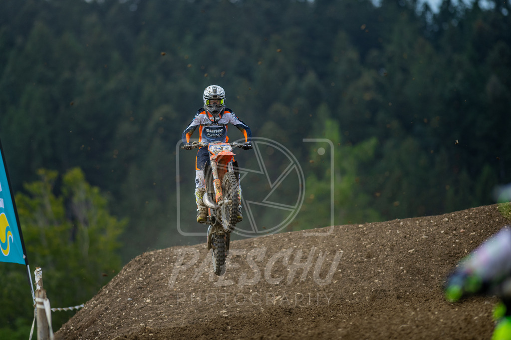 Lady (233) | Paeschuphoto Shop - Wer nicht sucht der auch nicht findet.Ob Motocrossbilder oder von einem besuchtem Spiel, Hauptsache Action. - Realisiert mit Pictrs.com