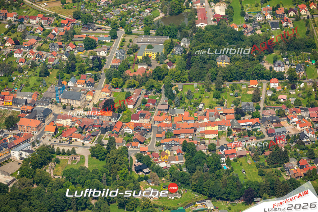 Das Luftbild zeigt : Gehren Ilmenau - Die Luftaufnahme wurde 2024 vom UL-Flugzeug aus erstellt ( keine Drohne ) - Hochauflösende Luftaufnahme - Für grossformatige Ausdrucke geeignet. Die Geschenkidee !Mit Lizenz und Bildrechte bestellbar