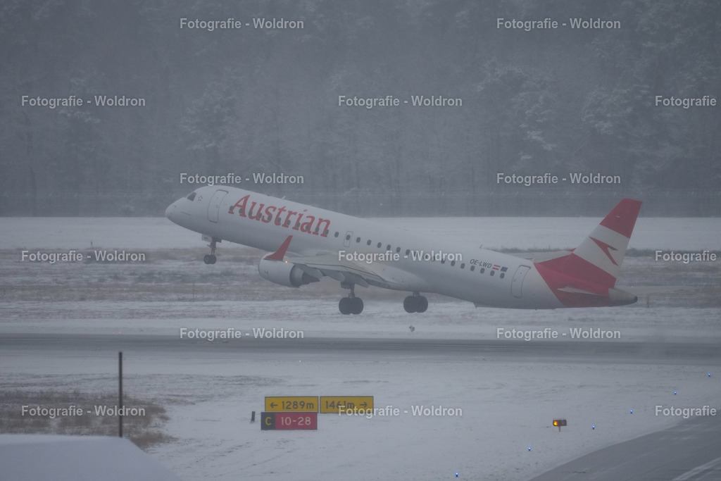 20221218  Deuschland Nuernberg - Airport-20 | Fotografie Woldron