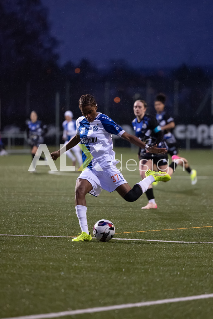 Fußball I Frauen I Saison 2025-2026 I AXA Women's Super League | Women I 14. Spieltag I Grasshoppers Club Zürich - FC Luzern I 14.02.2026 | 37 Sury Lamontana Charon (IT) (GC Zürich) – Angriff - Realisiert mit Pictrs.com