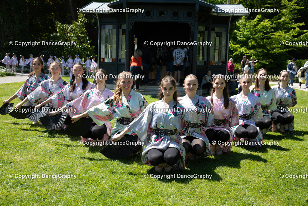 GPHY3933 | DanceGraphy - Realisiert mit Pictrs.com