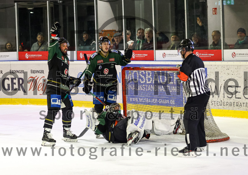 2023-03-14_157_TSV_Erding_gegen_TEV_Miesbach | Erding, Deutschland, 14.03.2023:
Eishockey, Bayernliga Playoffs 2022 / 2023, Halbfinale, TSV Erding gegen TEV Miesbach, Endergebnis: 5:3

Foto: Christian Riedel / fotografie-riedel.net
