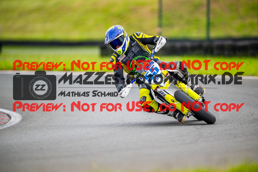 MaZZes_FotoMatrix_240621_6007705_2320 | ROT