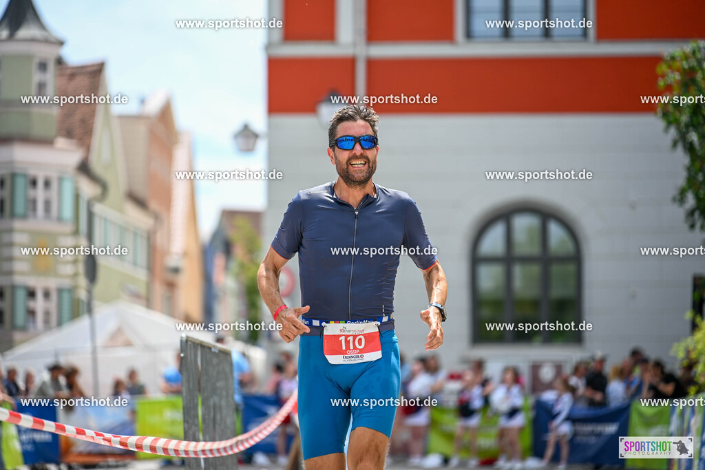 SZI_7880 | Stadttriathlon Erding 2025. #yourpictrs #sportshot_your_pictrs @Sportshotphotography #stadttriathlonerding Copyright: www.sportshot.de