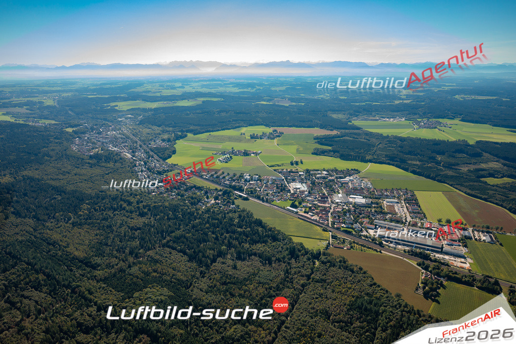 Das Luftbild der Stadt Kirchseeon wurde 2021 vom Flugzeug heraus erstellt (keine Drohne) Aufnahmehöhe ca.450 Meter- hohe Bildauflösung und Druck-Qualität garantiert!