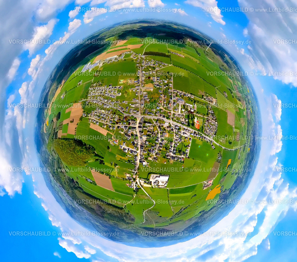 Brilon240590434Altenbueren | Luftbild, Wohngebiet Ortsansicht Altenbüren umgeben von Wiesen und Feldern, Erdkugel, Fisheye Aufnahme, Fischaugen Aufnahme, 360 Grad Aufnahme, tiny world, little planet, fisheye Bild, Altenbüren, Brilon, Sauerland, Nordrhein-Westfalen, Deutschland