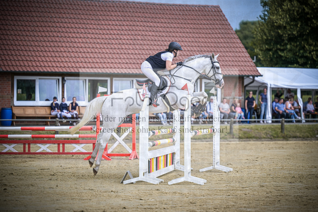 DOS_0846 | Entdecke hochwertige Reitturnierfotos von Foto Oger. Professionell, emotional und authentisch – jetzt Lieblingsmomente im Shop bestellen.Deutschlandweite Turnierfotografie. - Realisiert mit Pictrs.com