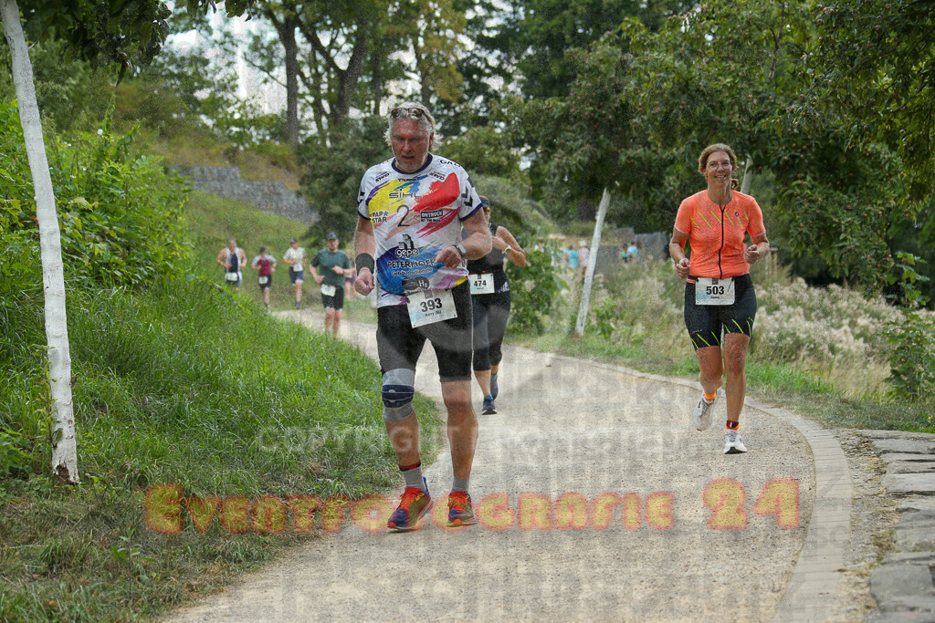 250824_1406_EX1_4991 | Sportfotografie im Rhein-Sieg Kreis, Köln, Bonn, NRW, Rheinland Pfalz, Hessen, etc. Unser Tätigkeitsfeld umfasst den Laufsport vom Volkslauf über den Marathon, Duathlon, Triathon bis zum Ultralauf wie Kölnpfad Ultra oder Schindertrail.
