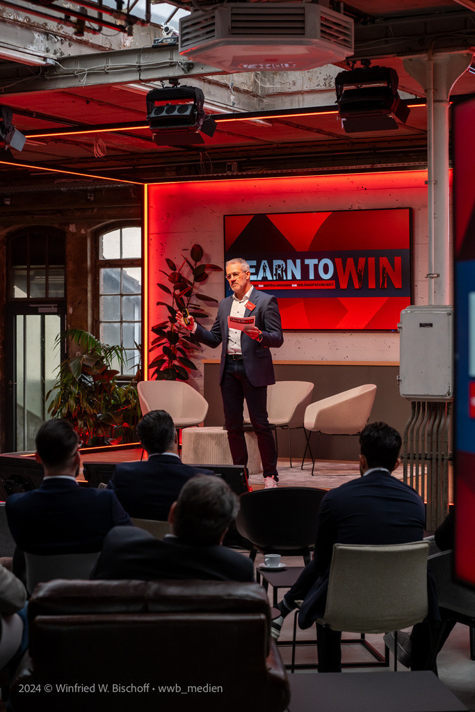 wwb_2111 | <Fotografie> <Video> <Film> <Winfried Bischoff> - Realisiert mit Pictrs.com