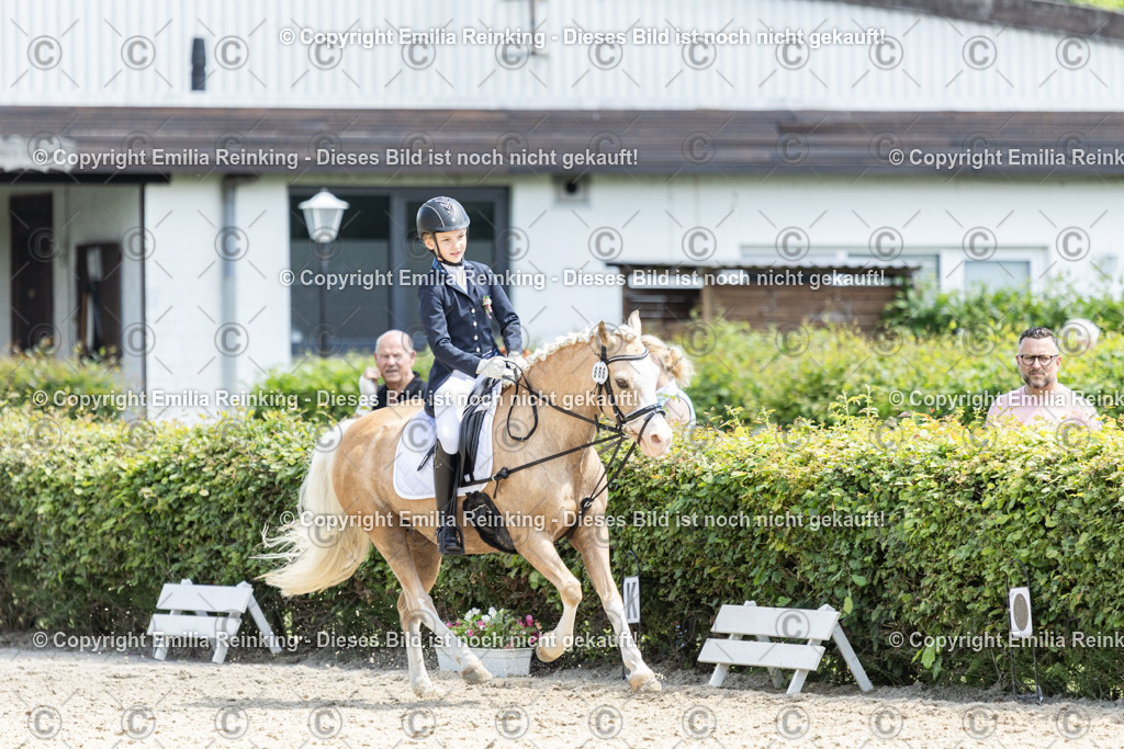 CL5A9822 | Emilia Reinking Fotografie - Realisiert mit Pictrs.com