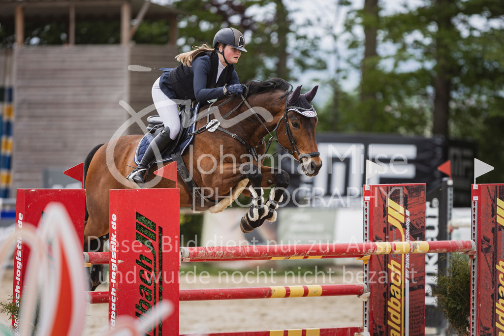 250504_SpengeW_M2-Spr-478 | Deine schönsten Turniermomente als professionelle Fotos! Entdecke hochwertige Pferdesport-Fotografie im Online-Shop. Jetzt Fotos finden & bestellen!