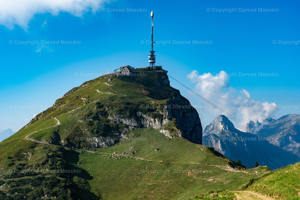 Hoher Kasten - Schweiz | Ich fotografiere Landschaften, Produkte und erstelle für Sie Firmenportraits. Engagieren Sie mich für den nächsten Projekt. - Realisiert mit Pictrs.com