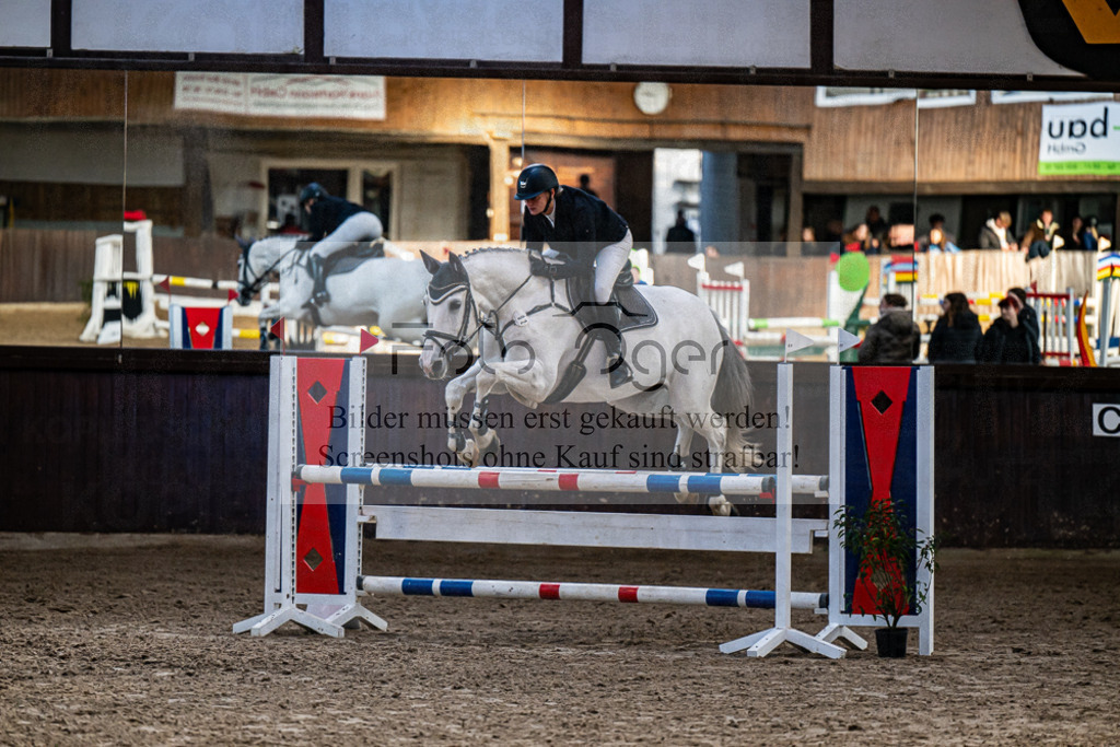20240309-DOS_7135 | Entdecke hochwertige Reitturnierfotos von Foto Oger. Professionell, emotional und authentisch – jetzt Lieblingsmomente im Shop bestellen.Deutschlandweite Turnierfotografie. - Realisiert mit Pictrs.com