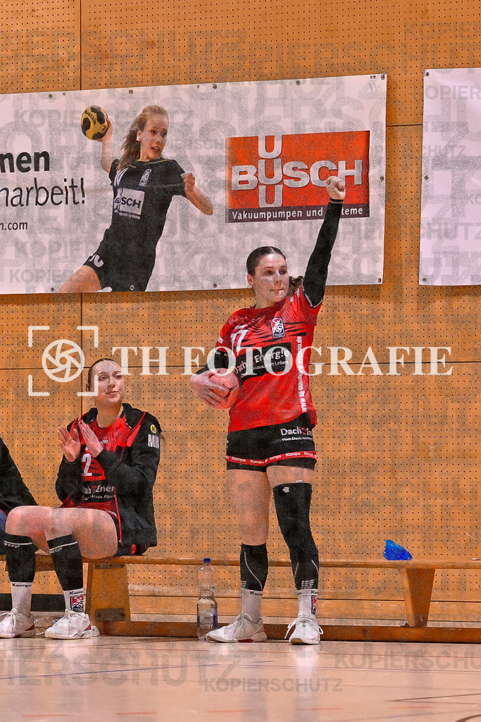 GER, SG Maulburg/Steinen - TuS Helmlingen, Handball, Suedbadenliga, 14. Spieltag, Saison 2023/2024, 17.02.2024 | Sharena Hasler (SG Maulburg/Steinen, #77) jubelt,

GER, SG Maulburg/Steinen - TuS Helmlingen, Handball, Suedbadenliga, 14. Spieltag, Saison 2023/2024, 17.02.2024

Foto: TH Fotografie/Thomas Hess