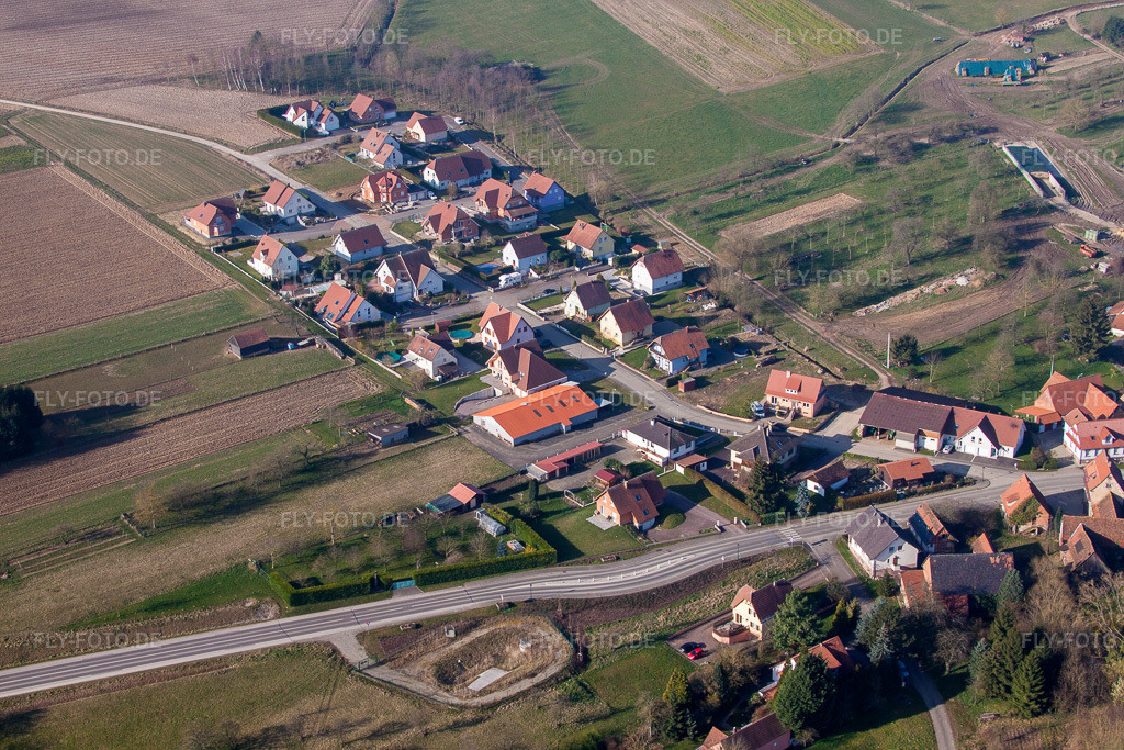Luftbild: Ortsansicht in Hohwiller im Bundesland Bas-Rhin in Frankreich. Foto: IMG_62725.jpg vom 09.03.2014 durch Werner Riehm/FLY-FOTO.de