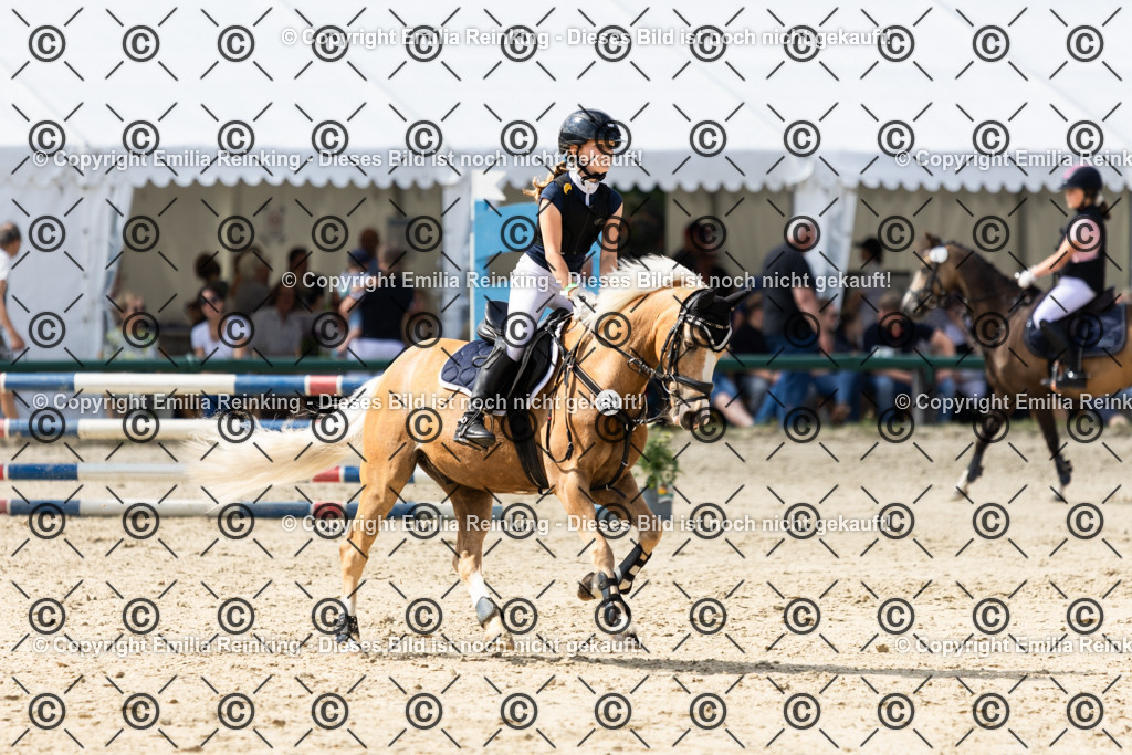 CL5A6817 | Emilia Reinking Fotografie - Realisiert mit Pictrs.com