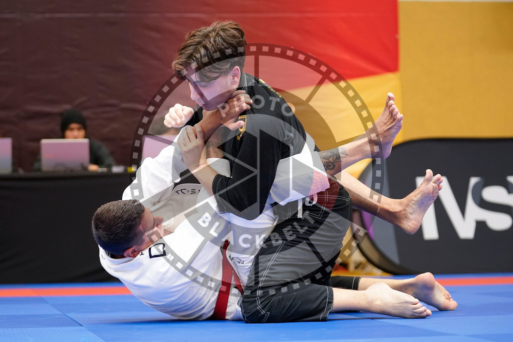 20240203PBB07353 | Fighters compete during the Brazilian Jiu-Jitsu Championship of the AJP Tour in Maintal by Frankfurt am Main, Germany, on February 2, 2024.
