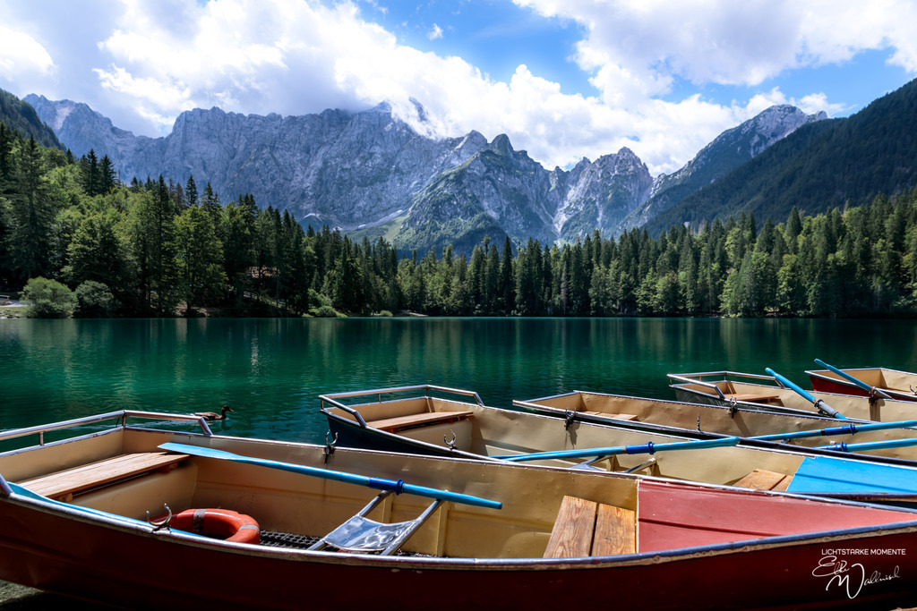 Travisio Lago di Fusine Inferiore | Herzlich willkommen auf meiner Seite! Ich bin Elke Wallnisch, Deine Fotografin für lichtstarke Momente. Der Name steht für alles, was mich mit der Fotografie verbindet: Das Licht und seine machtvolle Wirkung auf eine Situation oder unsere Stimmung - Realisiert mit Pictrs.com