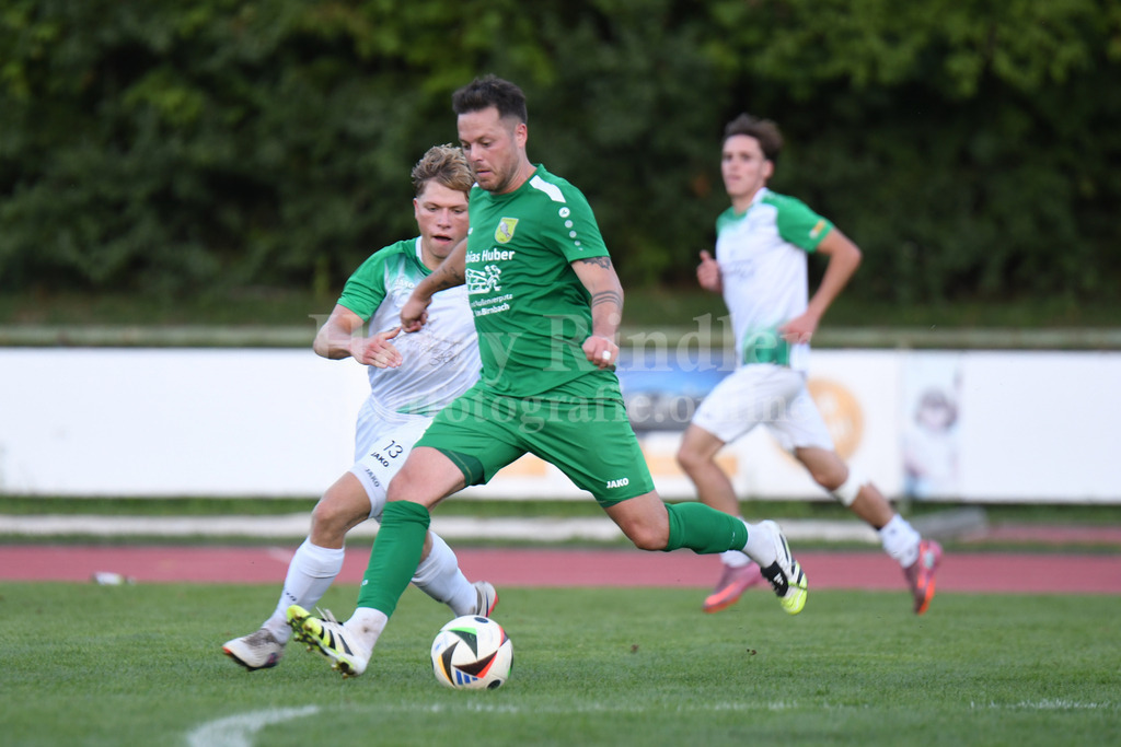 SpVgg GW Deggendorf : TSV Karpfham | Christian Brückl (TSV Karpfham) - Realisiert mit Pictrs.com