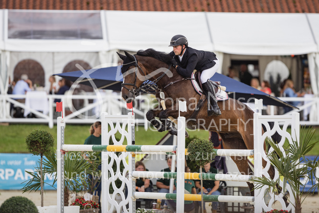 230728_BHO_2PhM2_2-768 | Deine schönsten Turniermomente als professionelle Fotos! Entdecke hochwertige Pferdesport-Fotografie im Online-Shop. Jetzt Fotos finden & bestellen!