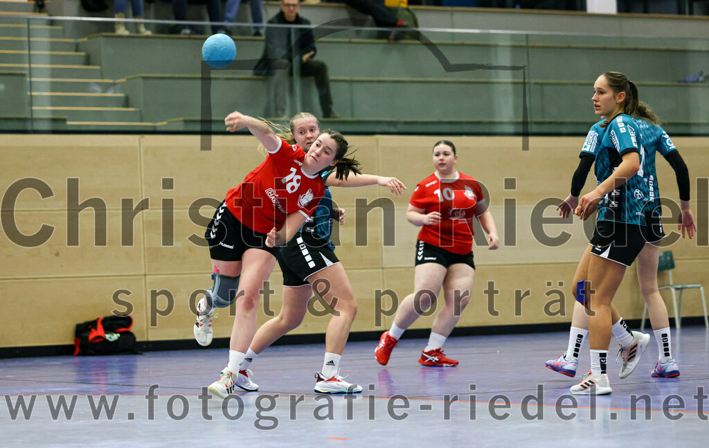 2022-11-27_098_SV_Anzing_gegen_HT_Muenchen_II | Anzing, Deutschland, 27.11.2022:
Handball, Bezirksliga 2022 / 2023, 7. Spieltag, SV Anzing gegen HT München II, Endergebnis: 28:32

Virag Varga (SV Anzing, #18)

Foto: Christian Riedel / fotografie-riedel.net