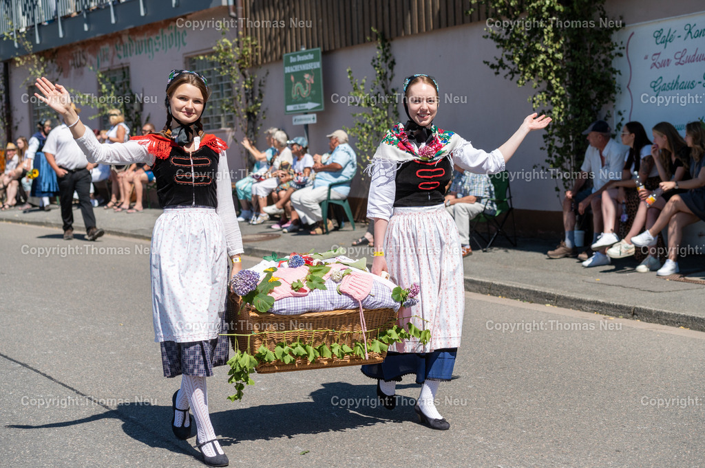 DSC_8246 | Das Burgfest Lindenfels ist ein farbenfrohes Trachtenfest mit Festumzug, Musik und gelebter Heimatkultur – ein Höhepunkt im Veranstaltungskalender des Odenwalds. 