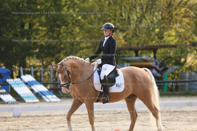 HG9A7596 | laurarinckfotografie - Realisiert mit Pictrs.com