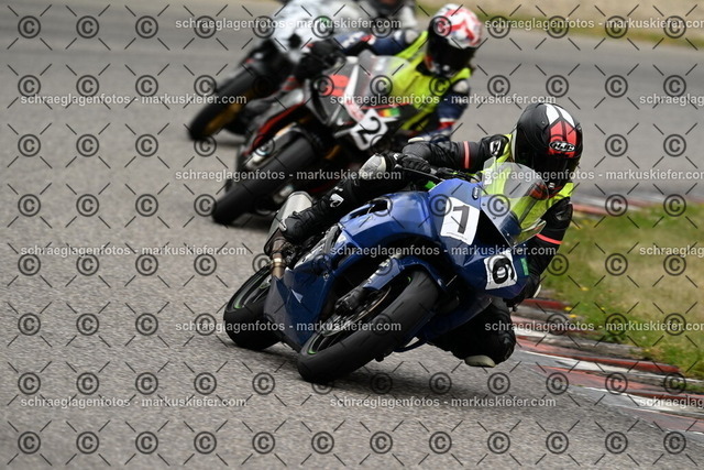 25bt02-1309 | markuskiefer.com - Realisiert mit Pictrs.com