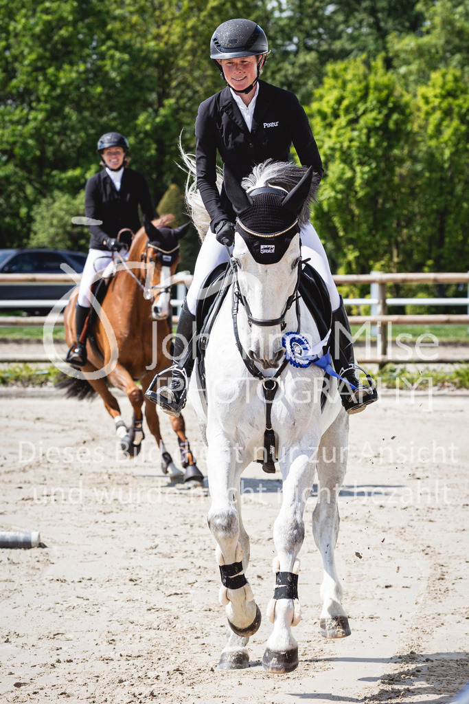 260509_PfSpTa_14_Youngster-S1-420 | Deine schönsten Turniermomente als professionelle Fotos! Entdecke hochwertige Pferdesport-Fotografie im Online-Shop. Jetzt Fotos finden & bestellen!