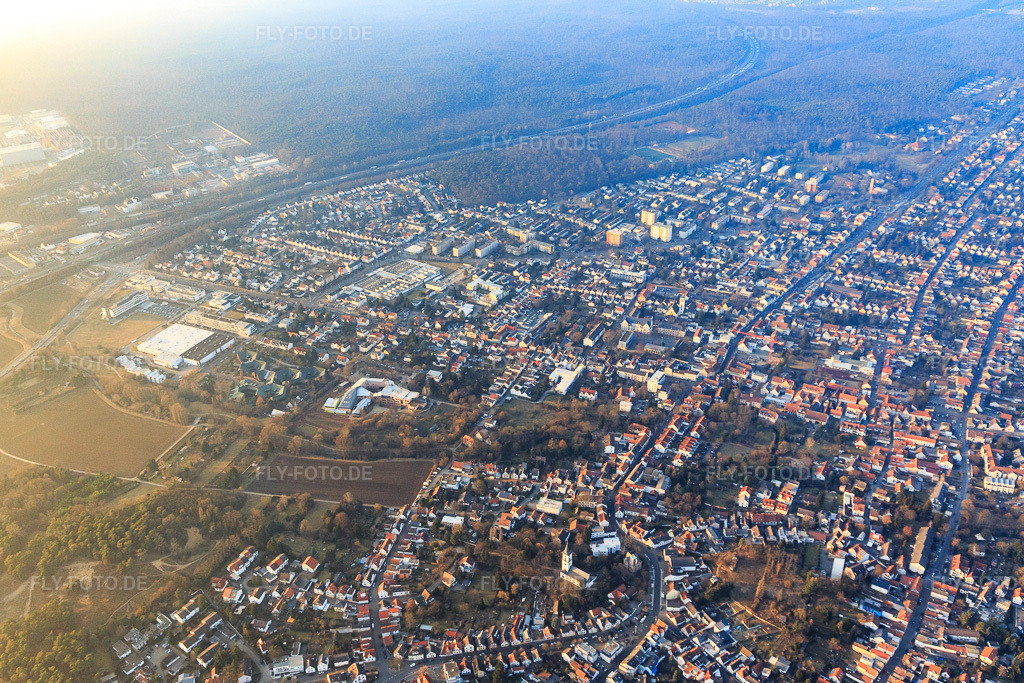Luftbild: Ortsansicht aus Nordosten mit Freie Waldorfschule Darmstadt und KAO Manufacturing Germany gmbh im Ortsteil Eberstadt in Darmstadt im Bundesland Hessen in Deutschland.Foto: IMG_096864.jpg vom 15.02.2017 durch Werner Riehm/FLY-FOTO.deFreie Waldorfschule DarmstadtFriseur Produkte, Friseur-Produkte, Haarpflege Produkte, Haarpflege-Produkte, Friseur Dienstleistungen, Friseur-Dienstleistungen, Goldwell Deutschland, Goldwell Österreich, Goldwell Schweiz