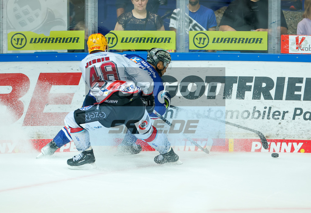 Iserlohn Roosters - Fischtown Pinguins Bremerhaven | 
DEL: Iserlohn Roosters - Fischtown Pinguins Bremerhaven - Realisiert mit Pictrs.com
