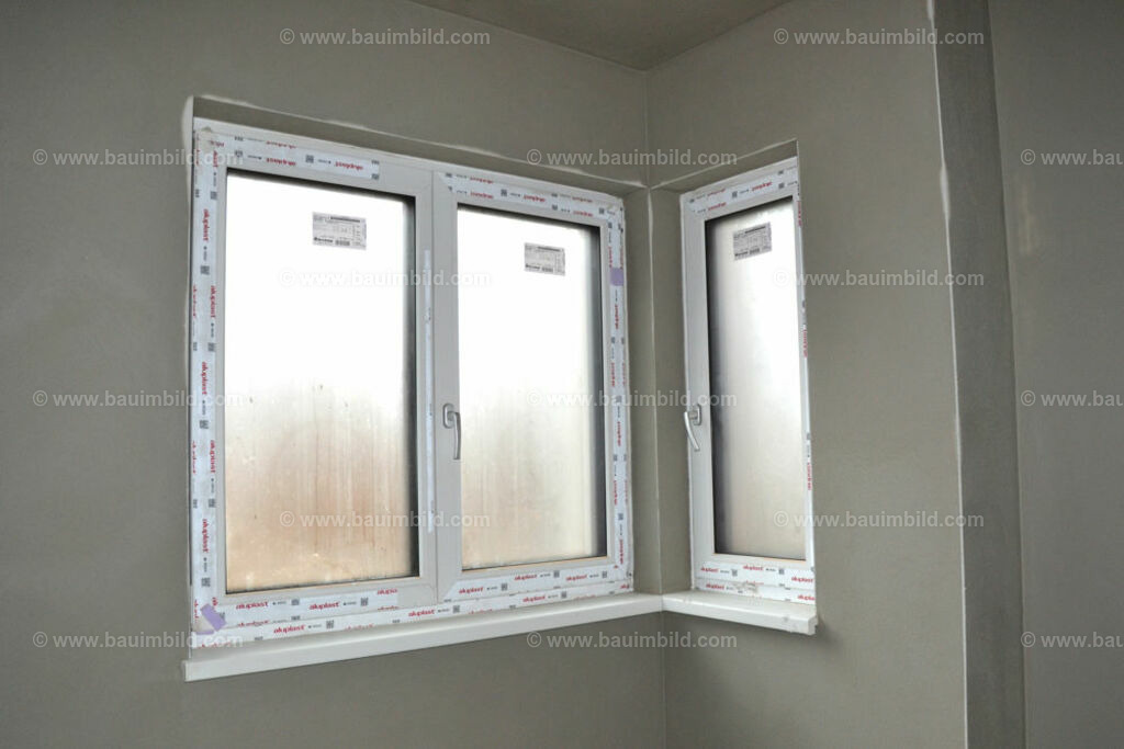 bib-lg18-putzarbeiten-0100 | Nach LV-Leistungsgruppen sortierte Detailfotos über den Bau eines Hauses. Alle Hausbau-Bilder direkt vom Urheber und Autor der Website Haus-Selber-Bauen.com