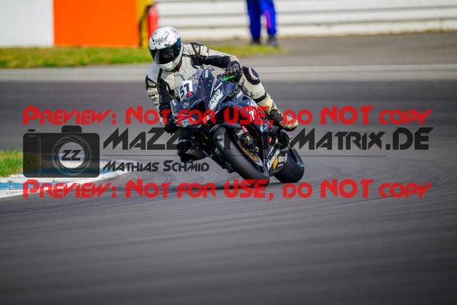 MaZZes_Fotomatrix_20250421_6007705_1264 | ROT