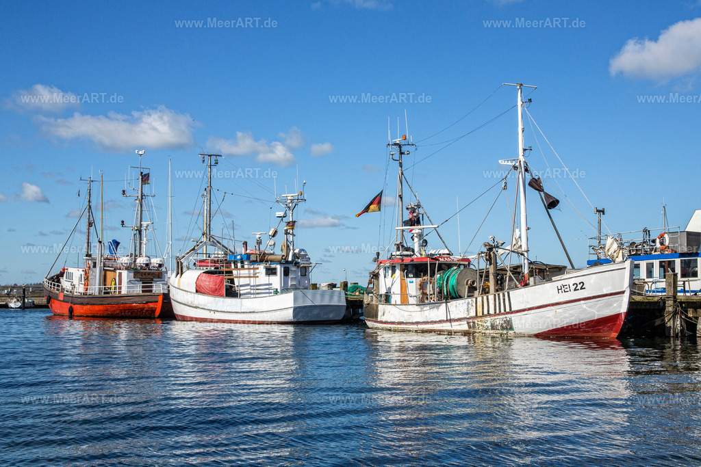 Heikendorf - Möltenort | Fischerboote an ihrem Liegeplatz im Ostseehafen von Heikendorf/Möltenort - Realisiert mit Pictrs.com