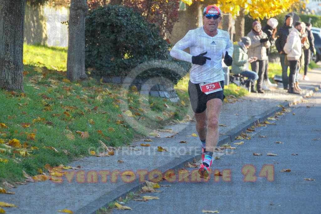 241201_1213_EV4_1949 | Sportfotografie im Rhein-Sieg Kreis, Köln, Bonn, NRW, Rheinland Pfalz, Hessen, etc. Unser Tätigkeitsfeld umfasst den Laufsport vom Volkslauf über den Marathon, Duathlon, Triathon bis zum Ultralauf wie Kölnpfad Ultra oder Schindertrail.