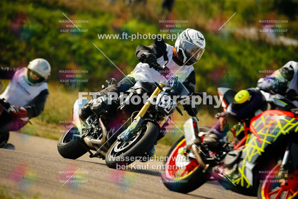 _MOT6383 | Hier findet Ihr Bilder von Touristenfahrten auf der Nürburgring Nordschleife oder von anderen Veranstaltungen die ich besucht habe. Viel Spass beim Durch Schauen 