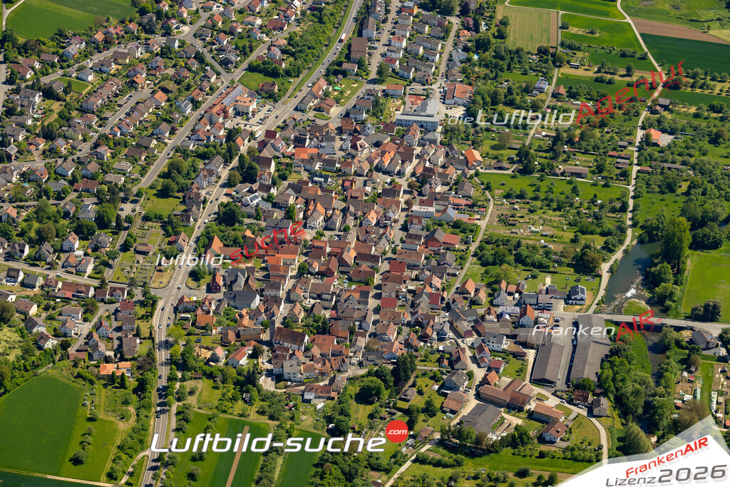 Schöne Luftaufnahme als Geschenk in Edelfingen Bad Mergentheim - Die Luftbildaufnahme wurde 2025 vom UL-Flugzeug heraus erstellt ( keine Drohne ) - Hochauflösende Luftaufnahme -Nicht vergleichbar mit Google Maps oder Satelittenbilder- Die Geschenkidee !Mit Lizenz und Bildrechte bestellbar