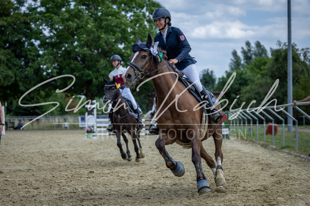 20260704-_3LI1304 | Tierfotografie Pferde, Hunde, Katzen, Haustiere.
Turnierfotografie Reitturniere, Reiten, Springreiten, Dressur in Hanau, dem Main-Kinzig-Kreis und dem Rhein-Main- Gebiet um Frankfurt