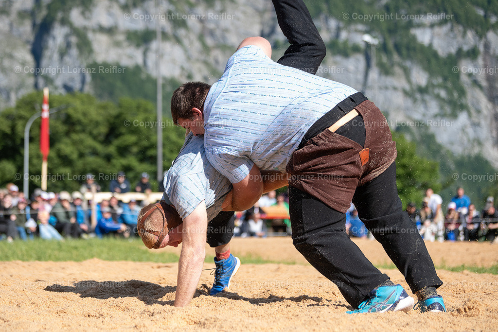 Schwingen -  Glarner Bündner 2024 | Glarus, 20.5.24, Schwingen - Glarner Bündner.