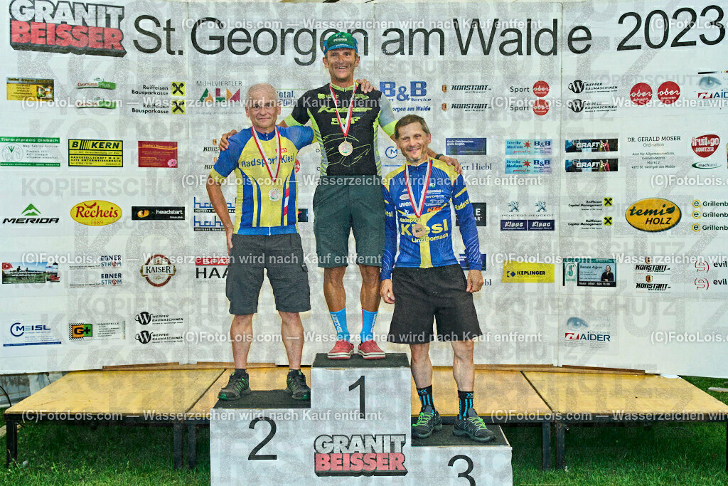 ALP8150_XXIX_GRANITBEISSER_Siegerehrung | (C)FotoLois.com, Alois Spandl, 29. GRANITBEISSER - Mountainbike-Marathon in St. Georgen am Walde, Start/Ziel/Siegerehrung, Sa 2. September 2023.