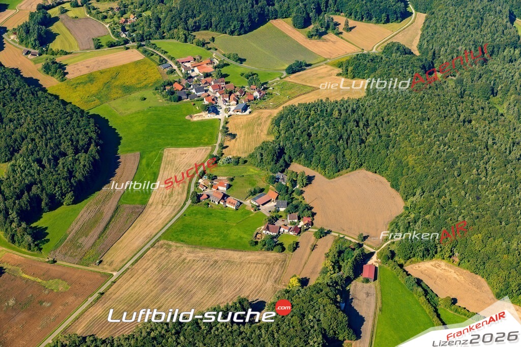 Geschenkidee Hunger bei Betzenstein -Die Luftbildaufnahme wurde 2025 vom UL-Flugzeug heraus erstellt ( keine Drohne ) - Hochauflösende Luftaufnahme -Nicht vergleichbar mit Google Maps oder Satelittenbilder- Die Geschenkidee !Mit Lizenz und Bildrechte bestellbar