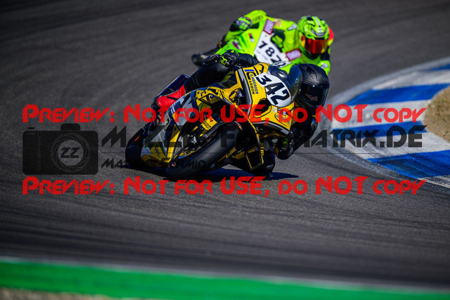 MaZZes_Fotomatrix_20250407_6007705_9085 | WEISS