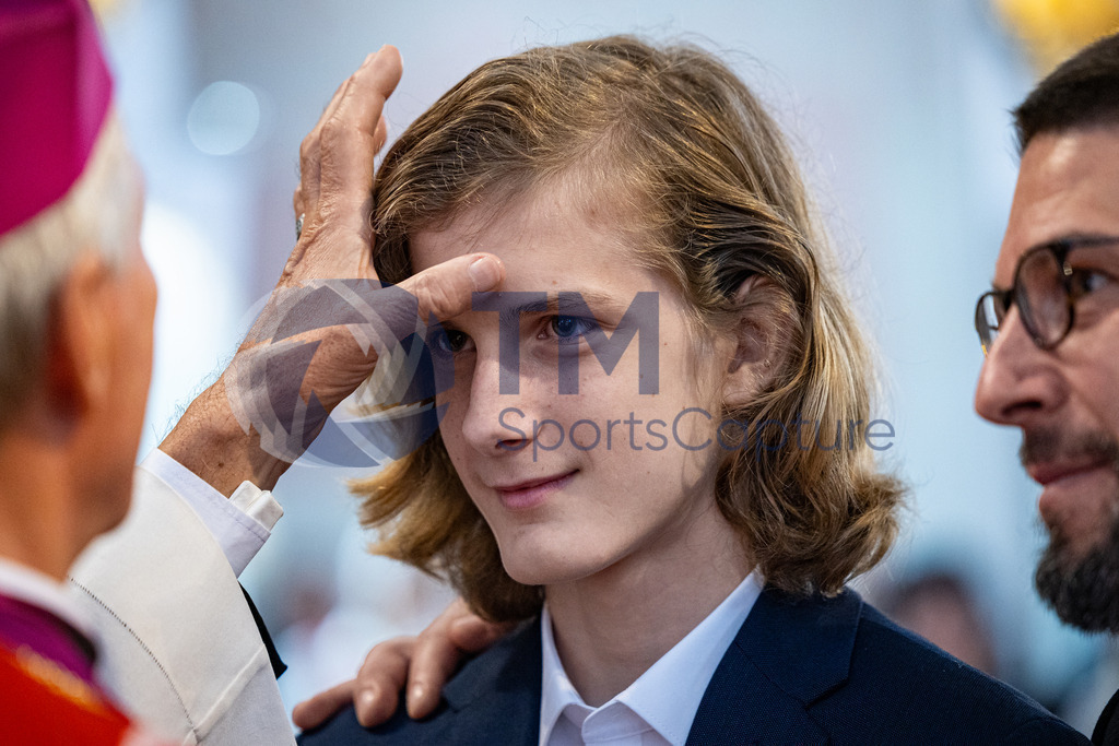 RR5M8694 | Firmung Dom Klagenfurt 8.6.24