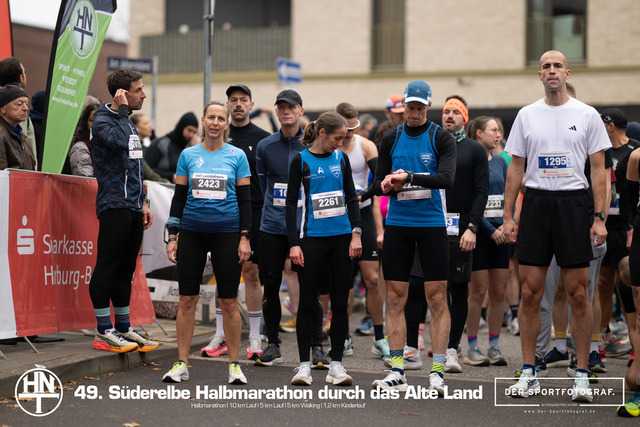 Süderelbe Halbmarathon 2025 I 09.11.2025 I Fotograf_DerSportfotograf.I 00389 | Der Sportfotograf. - Realisiert mit Pictrs.com