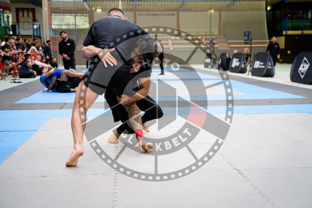 20250920PBB6354 | Athletes compete during the AJP Tour Hamburg International Jiu-Jitsu Championship, on September 20, 2025 in Hamburg, Germany. © Chiara Dazi / photoblackbelt