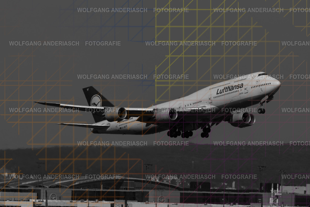 2025819-102254_FRA_07C_R3C_0364 | Am Flughafen Frankfurt am Main treffen Dynamik und Präzision aufeinander: Startende und landende Flugzeuge verschiedenster Airlines, festgehalten in Farbe und Schwarz-Weiß. Von kraftvollen Silhouetten bis zur majestätischen Erscheinung der Königin der Lüfte – zeitlose Momente moderner Luftfahrt. - Realisiert mit Pictrs.com