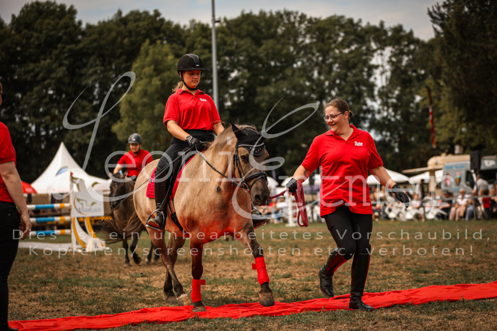 SoShow00102 | Leoni Ertmer Photography - Realisiert mit Pictrs.com