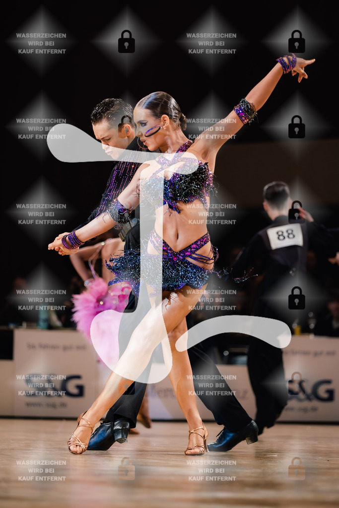 Goldstadtpokal 2025 - WDSF Open Latin Youth 4th (77) Tobias Ottner _ Melaniia Petrova (Austria)-2025-01-25-7291 | Webshop for digital downloads and prints of dance sport, event & show photographer Julian Link - Realisiert mit Pictrs.com