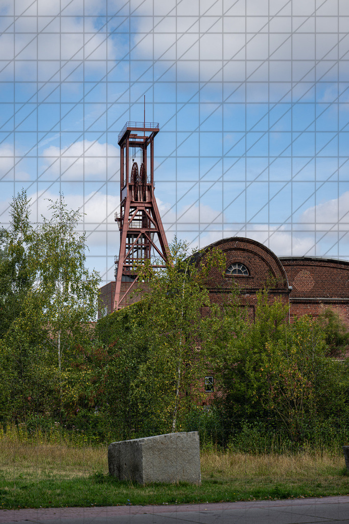 DeutschlandTour 2025 | Prolog | Impressionen  | Zeche Zollverein der Förderturm //  20.08.25: DeutschlandTour 2025 | Prolog | Impressionen  / Essen / Deutschland  //   CREDIT:www.bullenfotos.de, Martin König, Hörner Weg 40, D-49078 Osnabrück, +4917663732967 // Nutzung und Weitergabe nur zu den vereinbarten Zwecken. Presseanfragen an Ersteller. Alle Rechte beim Ersteller. Honorierung nach MFM. - Realisiert mit Pictrs.com